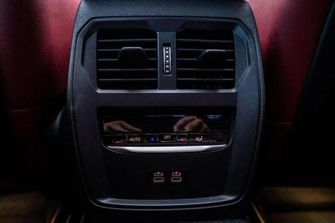 BMW 330E