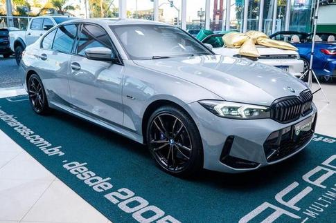 BMW 330E