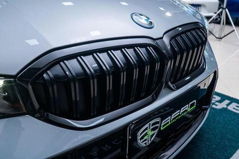 BMW 330E