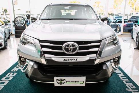 TOYOTA HILUX SWSRXA4FD