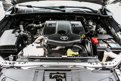 TOYOTA HILUX SWSRXA4FD