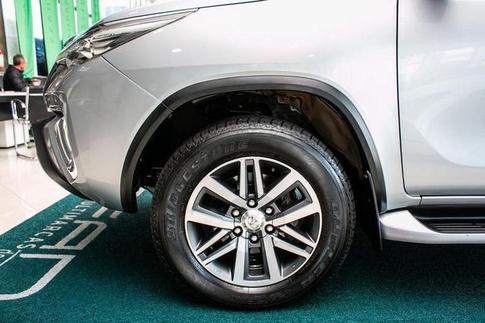 TOYOTA HILUX SWSRXA4FD