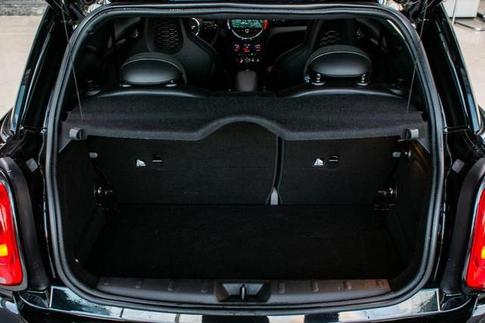 MINI HATCH JCW 3P