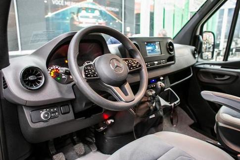 MERCEDES-BENZ SPRINTER 517 F. EXT. L. T.A. DIE. (E6)