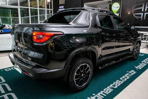FIAT TORO ULTRA AT9 4X4