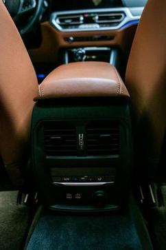 BMW 330E