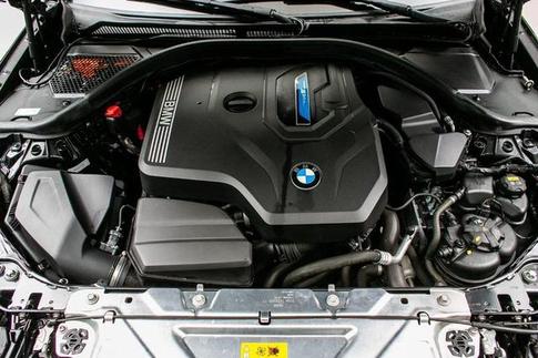 BMW 330E