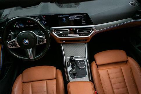 BMW 330E