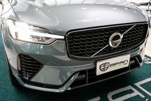 VOLVO XC60 T8 ULT DARK