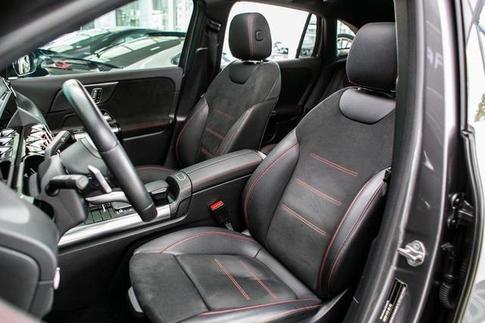 MERCEDES-BENZ GLA200 SPT