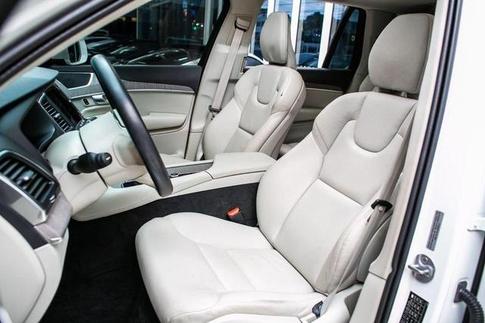 VOLVO XC90 T8 PLUS