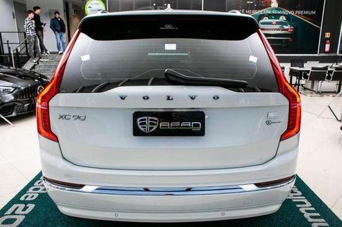 VOLVO XC90 T8 PLUS