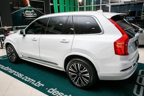 VOLVO XC90 T8 PLUS