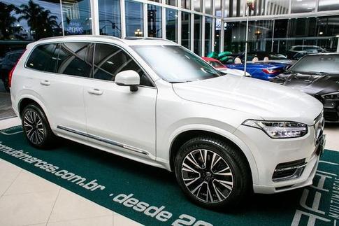 VOLVO XC90 T8 PLUS