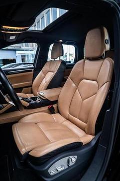 PORSCHE CAYENNE S E-HY