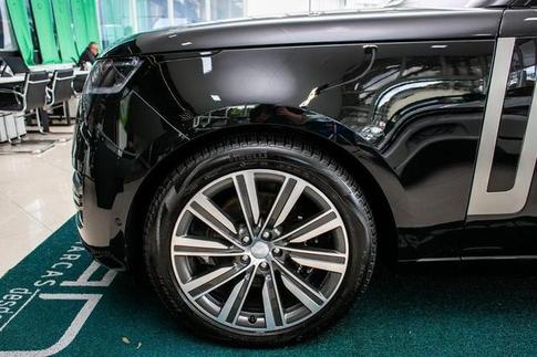 LAND ROVER LR RR D350 SE