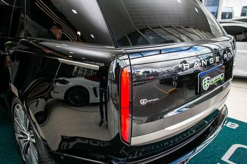 LAND ROVER LR RR D350 SE