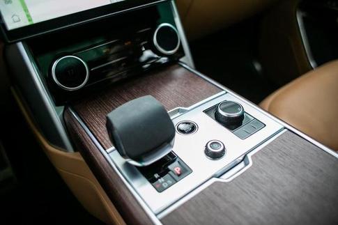 LAND ROVER LR RR D350 SE