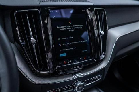 VOLVO XC60 T8 ULT DARK