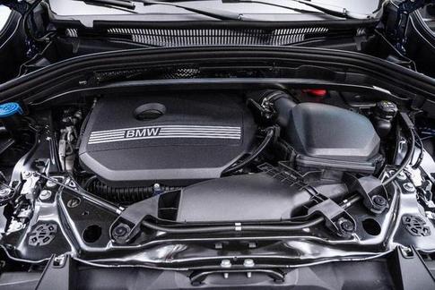 BMW X1 S20I X LINE