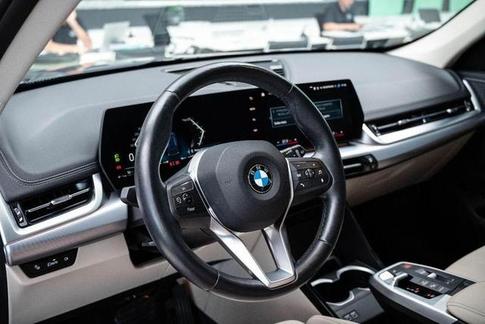 BMW X1 S20I X LINE