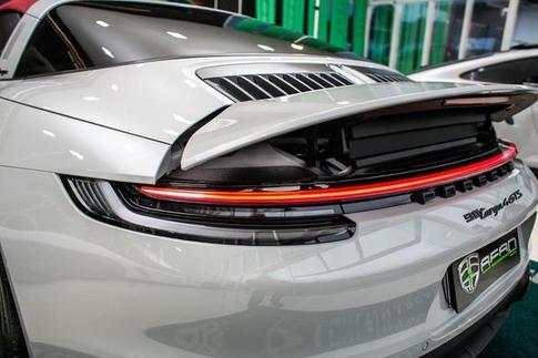 PORSCHE 911 TARGA 4GTS
