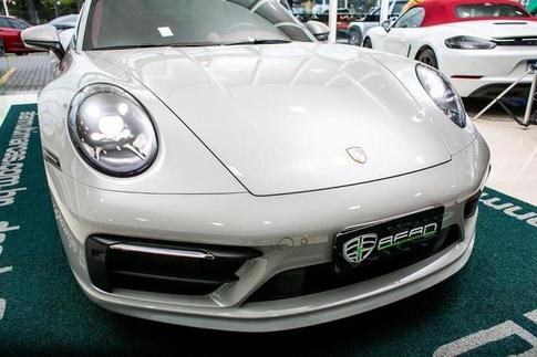 PORSCHE 911 TARGA 4GTS