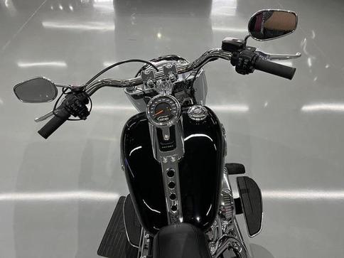 HARLEY-DAVIDSON FL FBS