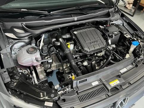 VOLKSWAGEN POLO TRACK 1.0 FLEX 12V 5P