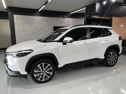 TOYOTA CCROSS XRE 20