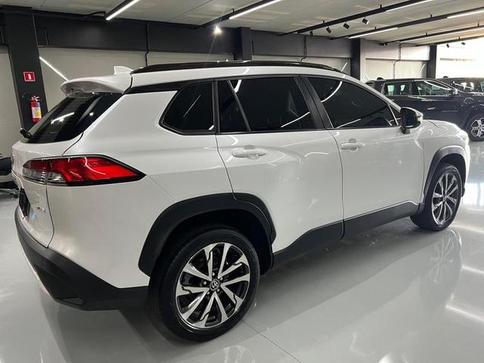 TOYOTA CCROSS XRE 20