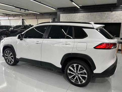 TOYOTA CCROSS XRE 20