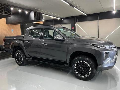 MITSUBISHI TRITON SPORT HPE