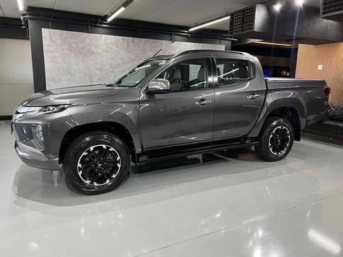 MITSUBISHI TRITON SPORT HPE