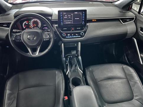 TOYOTA CCROSS XRE 20