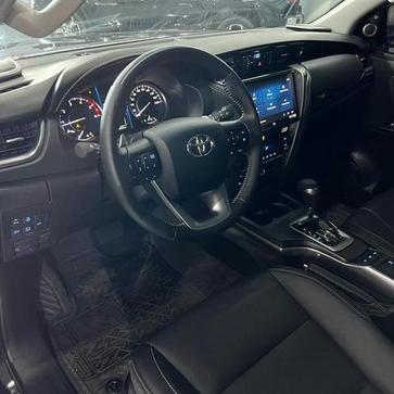 TOYOTA SW4 DSL 4X4 SRX PLATINUM AT 7S