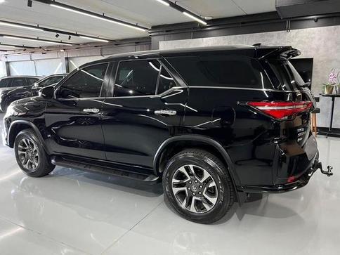 TOYOTA SW4 DSL 4X4 SRX PLATINUM AT 7S