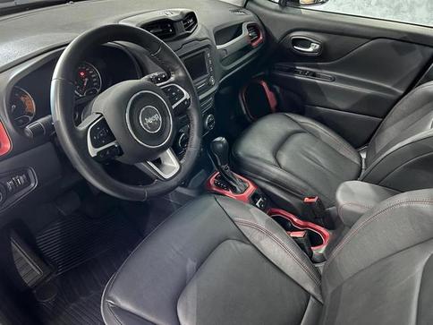 JEEP RENEGADE THAWK AT D