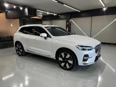 VOLVO XC60 T8 ULTIMATE