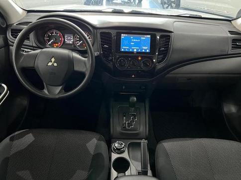 MITSUBISHI TRITON SP OUTD GLS A