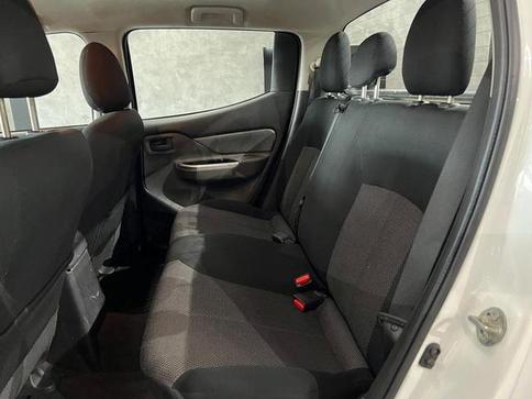 MITSUBISHI TRITON SP OUTD GLS A