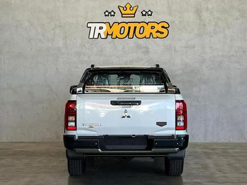 MITSUBISHI TRITON KATANA 2.4 4X4 TB DIESEL AUT.