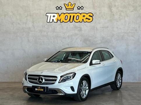 MERCEDES-BENZ GLA 200 1.6 CGI ADVANCE 16V TURBO 4P