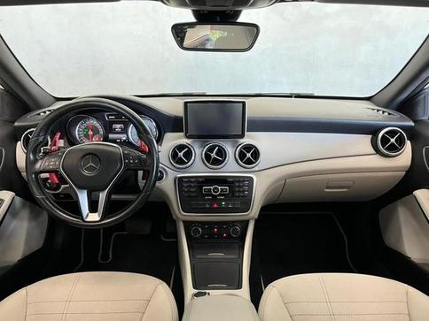 MERCEDES-BENZ GLA 200 1.6 CGI ADVANCE 16V TURBO 4P