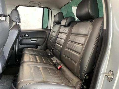 VOLKSWAGEN AMAROK V6 HIGHLINE