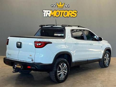 FIAT TORO 2.0 16V TURBO FREEDOM 4X4