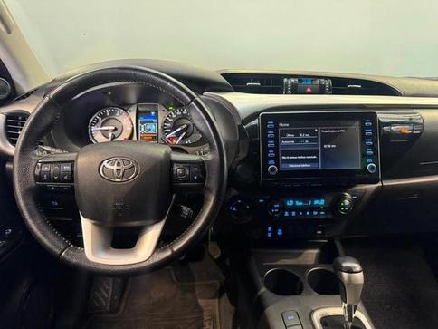 TOYOTA HILUX 2.8 SR 4X4 CD 16V DIESEL 4P AUT