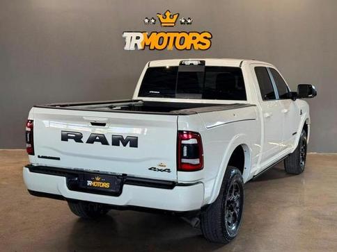 RAM 3500 LARAMIE 6.7 NIGHT EDITION CD 4X4 DIE
