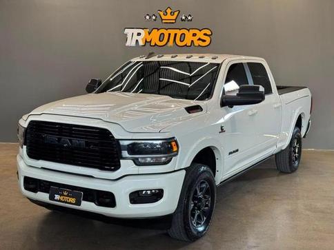 RAM 3500 LARAMIE 6.7 NIGHT EDITION CD 4X4 DIE