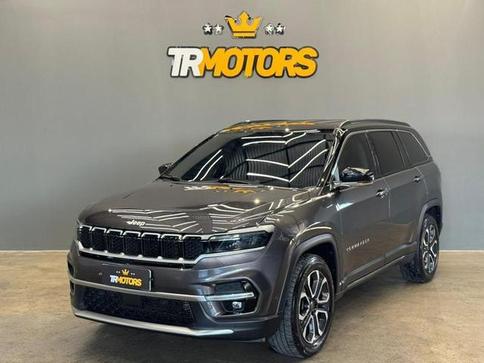 JEEP COMMANDER LIMITED T270 1.3 TB FLEX AUT